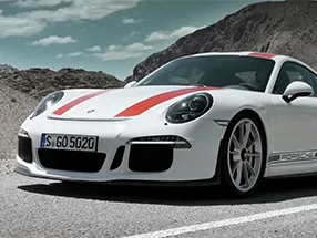 Szenenbild aus The new Porsche 911 R