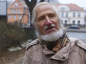 Szenenbild aus Lebenslinien – Rupert Neudeck